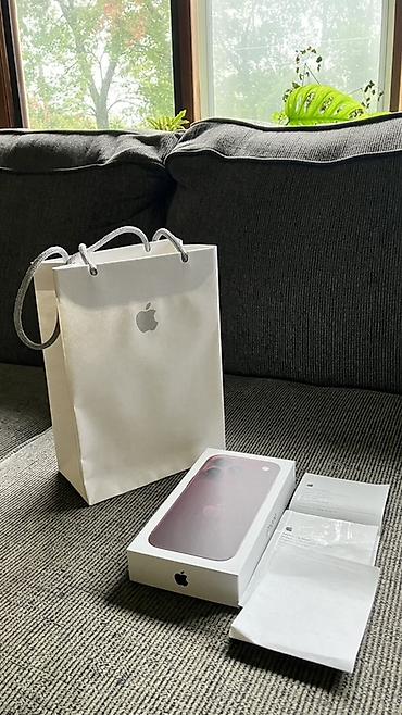 asus rog srtix: IPhone 18 Pro, 512 GB, Bordo, Face ID — 2
