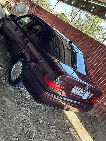 Mercedes-Benz: Mercedes-Benz C-Class: 2 l | 1995 il Sedan — 8