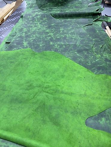 Кожаные куртки: Натуральная кожа. - Тип материала: натуральная кожа - Формат: целые — 3