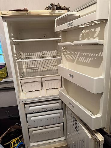 Спальные гарнитуры: Набор мебели для дома: - Шкаф трёхстворчатый с зеркалами: центральная — 32