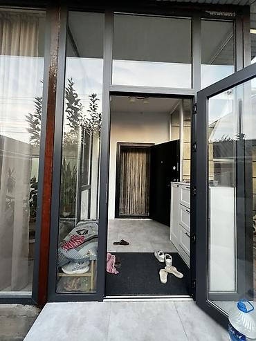 Үйлөрдү сатуу: 4 бөлмө, 154 м², 4 соток, Бишкек, Менчик ээси — 9
