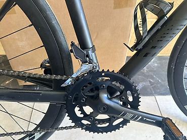 İdman velosipedləri: Şosse/Gravel tipli velosiped – mat qara rəng Çəkisi 5kq,nazik təkərlər — 5