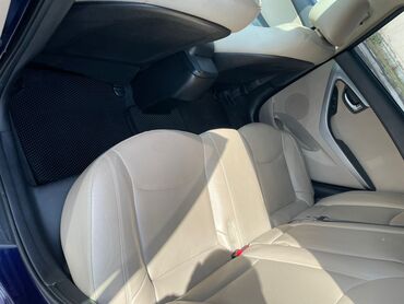 Hyundai: Hyundai Elantra: 1.8 l | 2014 il Sedan