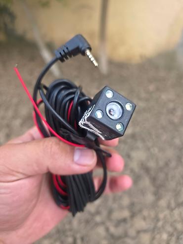 video reqstrator: Avtomobil üçün videoqeydiyyatçı (dash cam) dəsti Xüsusiyyətlər: - Ön — 3