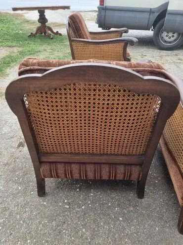 Stilske garniture: Stilska garnitura u odlicnom stanju, trosed i tri fotelje — 7