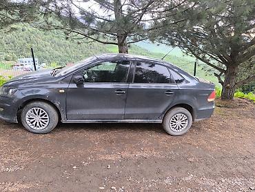 wolksvagen vento: Volkswagen Polo: 2015 г., 1.6 л, Механика, Бензин, Седан — 2