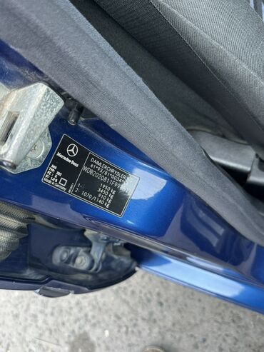 Mercedes-Benz: Mercedes-Benz C-Class universal Xüsusiyyətlər: - Kuzov: universal — 15