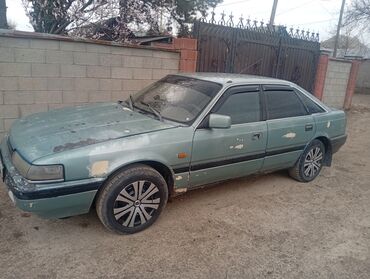 бампер 626: Mazda 626: 1989 г., 2 л, Механика, Бензин, Хэтчбэк