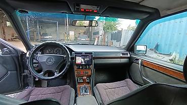 ешка е 303: Mercedes-Benz W124: 1994 г., 2.2 л, Автомат, Бензин, Универсал — 2