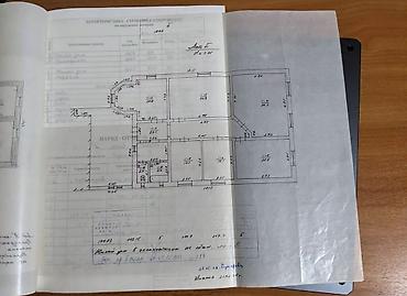 Продажа коттеджей и домов: Агентствам не беспокоить. Продается дом, район первая Киргизия — 24