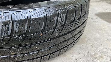 Шины 225 / 65 / R 17, Зима, Б/у, Комплект, Легковые, Китай, Bridgestone