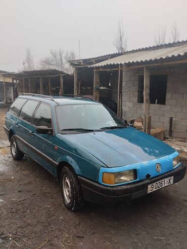 Volkswagen: Volkswagen Passat: 1992 г., 1.8 л, Механика, Бензин, Универсал