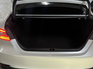 Toyota: Toyota Camry: 2019 г., 2.5 л, Автомат, Гибрид, Седан — 14