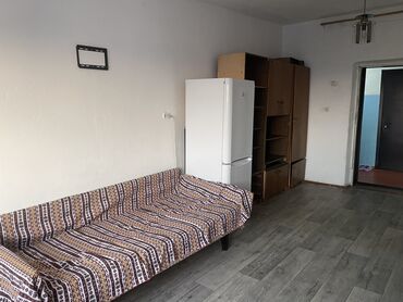 квартира в аренду в оше: 1 бөлмө, Менчик ээси, Чогуу жашоосу жок, Жарым -жартылай эмереги бар