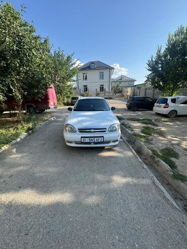 или меняю на дом: Chevrolet Lanos: 2006 г., 1.5 л, Механика, Бензин, Седан