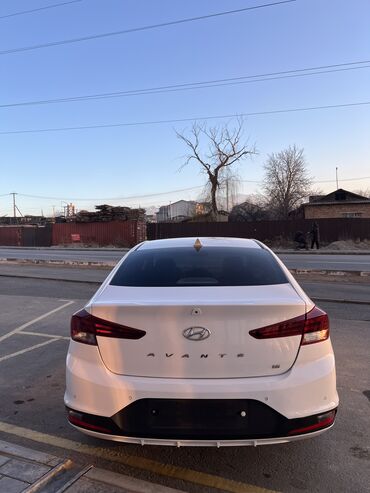 Hyundai: Hyundai Avante: 2019 г., 1.6 л, Автомат, Бензин, Седан — 5
