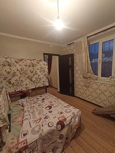 долгосрочные квартиры в бишкеке: 30 м², 3 комнаты, Семейным — 4