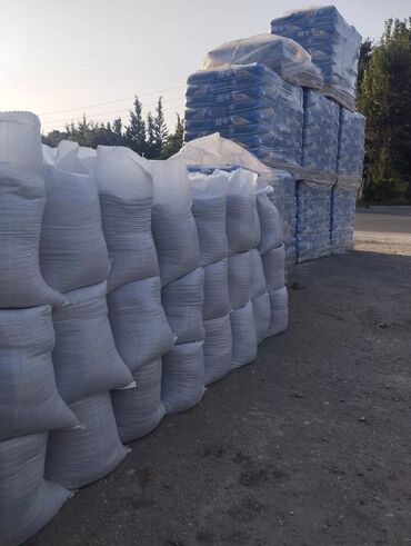 Qum: Qum,atsep,Seben sementin Rəsmi şəkildə topdan və pərakəndə satışı — 3
