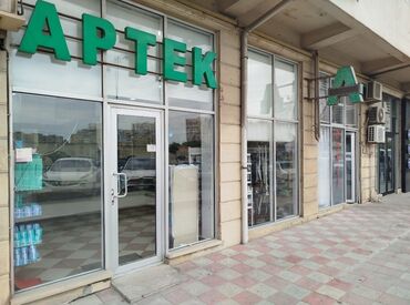 aptek is elanlari: Əczaçı tələb olunur, 30-45 yaş, 6 ildən artıq təcrübə, 1/1