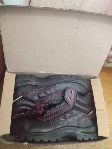 Ayaqqabılar: Salam. Tep teze upakovkada batinka satilir. 45 razmer. is ucun -da lalafo.az — 3 Ayaqqabılar: Salam. Tep teze upakovkada batinka satilir. 45 razmer. is ucun — 3