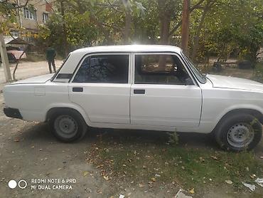 vaz 1111: VAZ 2107 sedan Xüsusiyyətlər: - Kuzov: 4 qapılı sedan, ağ rəng - — 6