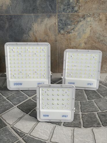 Projektorlar: Suya və toza qarşı tam qorumalı olan (İP) projektorların topdan və — 10