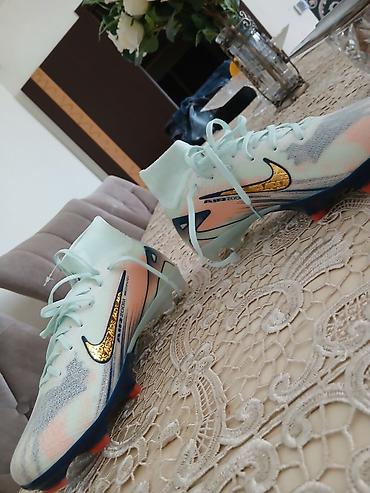 Спорт и отдых: Бутсы Nike, Размер: 39, Б/у — 1