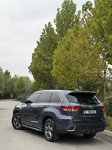 Toyota: Toyota Highlander: 2018 г., 3.5 л, Вариатор, Гибрид, Кроссовер — 4