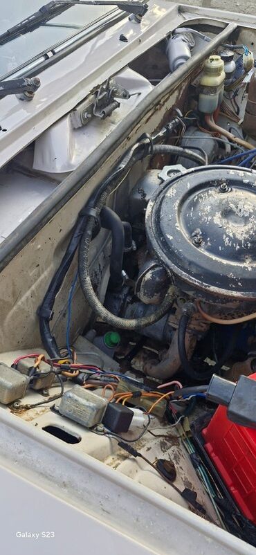 VAZ (LADA): VAZ (LADA) 2106: 1.5 l | 1989 il 42600 km Sedan — 6