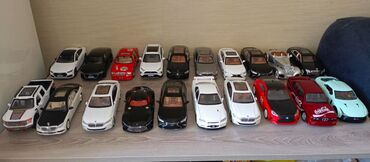 Avtomobil modelləri: Kolleksiya üçün model avtomobillər. Hər biri 15 AZN. Ünvan Yeni — 12