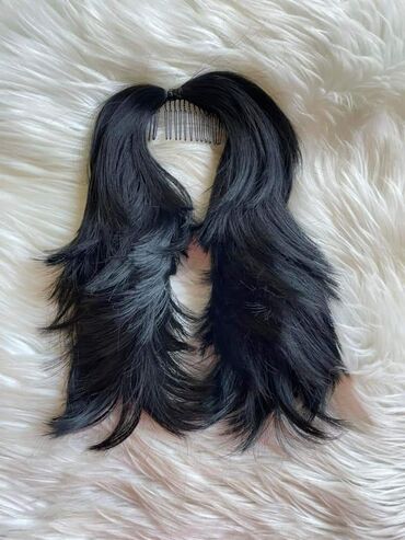 Perike i klipse: Novi model punđe sa češljićem
Cena:1300din na lalafo.rs — 6 Perike i klipse: Novi model punđe sa češljićem
Cena:1300din — 6