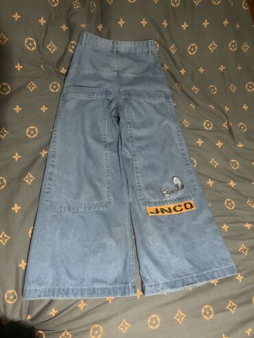 Джинсы: Джинсы JNCO “S” размера (примерно к росту 165-175) носил 2 недели