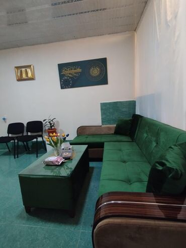 Çarpayılar: Künc divan, Qonaq otağı üçün, Açılmayan