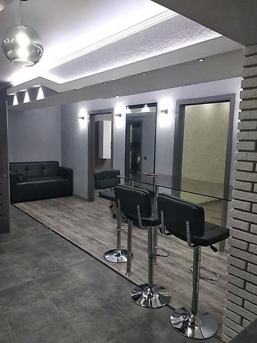 Посуточная аренда квартир: 1 комната, Парковка, Постельное белье, Душевая кабина — 6