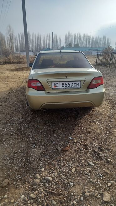 малибу 1: Daewoo Nexia: 2008 г., 1.5 л, Механика, Бензин, Седан