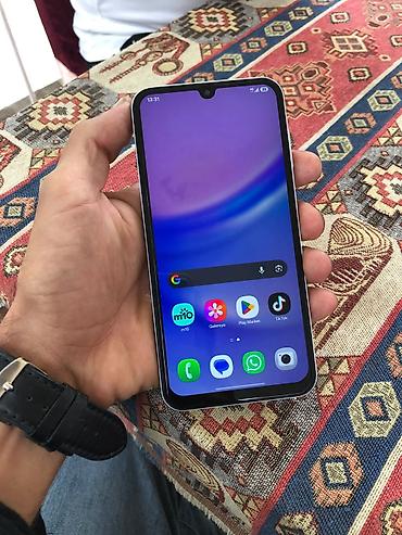 Мобильные телефоны: Salam telefonu xanim işledib teze kimidi 6ram 128yadaşdi bartel — 3