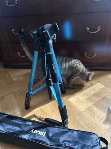 Другие аксессуары для фото/видео: Продаю ШТАТИВ прочный и практичный на железной ножках Штатив Jmary с — 5