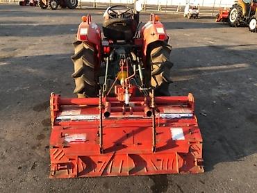 Другие тракторы: Продается Японский мини трактор Yanmar YM2220D. 3х цилиндровый, 4вд, с — 12