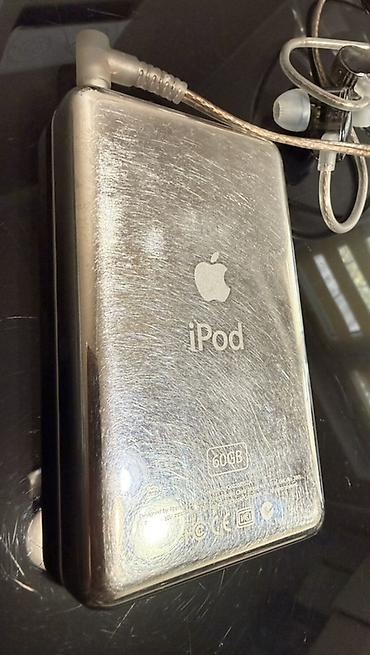 айрподс чехлы: В продаже легендарный плеер белый Apple iPod Classic 5 на 60 Гб (iPod — 4