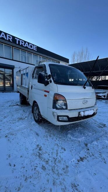 Hyundai: Hyundai Porter: 2018 г., 2.5 л, Автомат, Дизель, Фургон