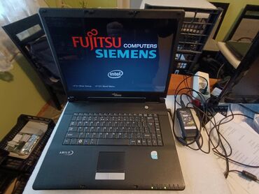 Fujitsu: Intel Celeron, 15.4 " — 3
