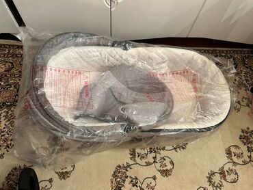 Modullu arabalar: Uşaq arabası – qatlanan, yığcam və möhkəm konstruksiyalı. - Rəng — 8