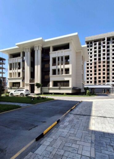 квартира в районе политеха: 4 комнаты, 205 м², Элитка, 3 этаж