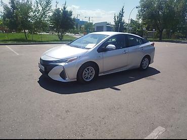 приус прайм: Toyota Prius V: 2020 г., 1.8 л, Автомат, Гибрид, Лифтбек — 10