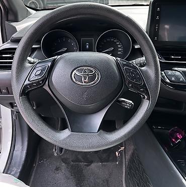 step rf3: Toyota C-HR: 2020 г., 2 л, Вариатор, Бензин, Кроссовер — 5