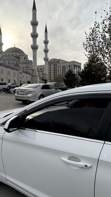 Hyundai: Hyundai Sonata: 2018 г., 0.2 л, Автомат, Газ, Седан — 24