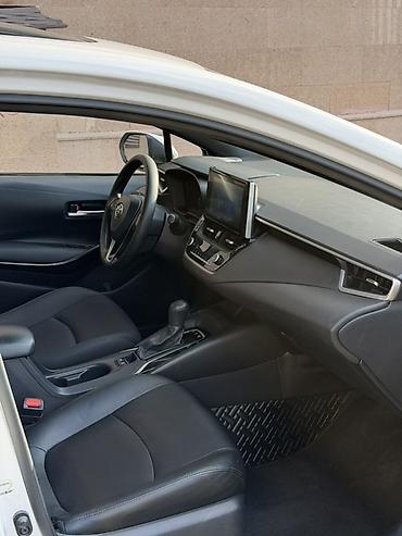 corolla s: Toyota Corolla: 2021 г., 1.8 л, Автомат, Гибрид, Седан — 6