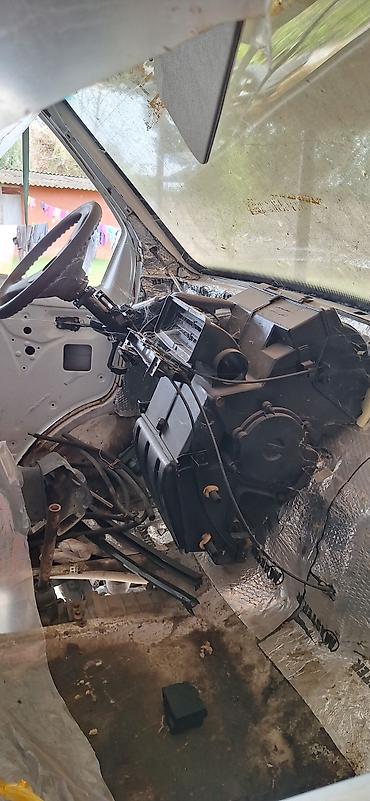 radiator satisi: QAZEL KABİNKASI SATLIR 3.000 AZN HƏR ŞEYİ DƏYŞLİB SUPER KABİNKADI — 8