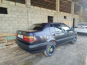 диски на венто: Volkswagen Vento: 1994 г., 1.8 л, Механика, Бензин, Седан — 5