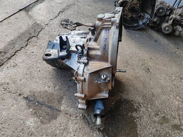 Auto delovi: Menjac pet brzina Lada 112. Polovno, ocuvano. Skinuto sa rastavljenog — 11